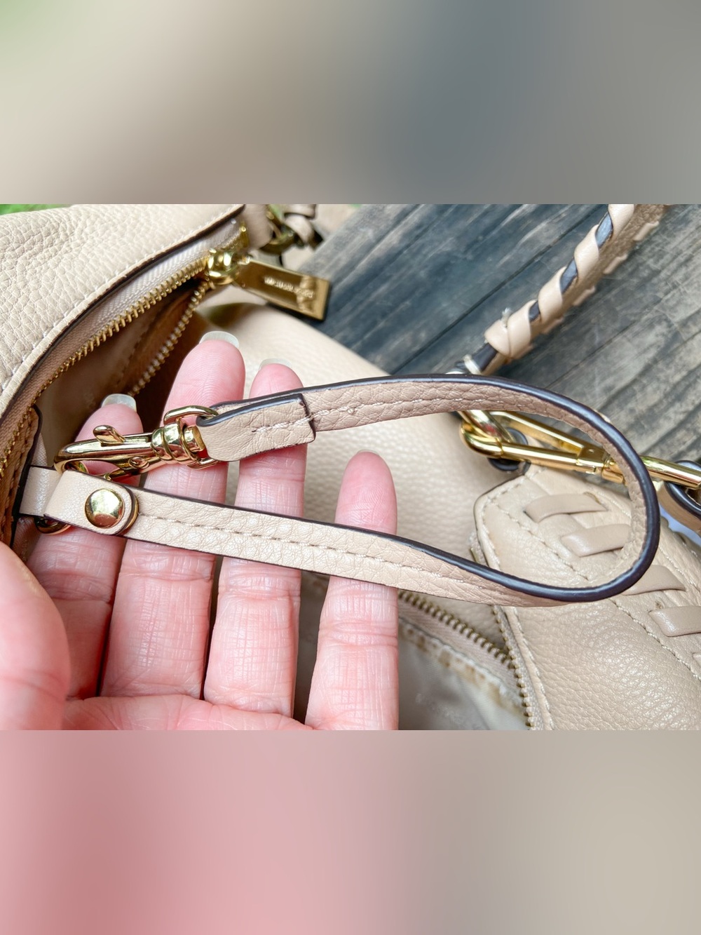 Michael Kors Lauryn Large Hobo Slouchy Bag Pebbled Leather Whipstitch & Tassel - Picture 7 of 15
